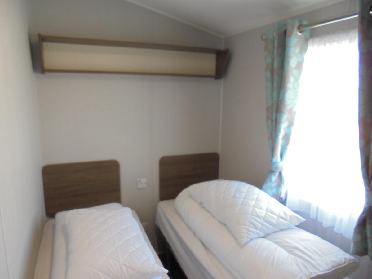 Kingfisher : Seasons:- 8 Berth, Central Heated, Close To Site Shop Инголдмелс Экстерьер фото